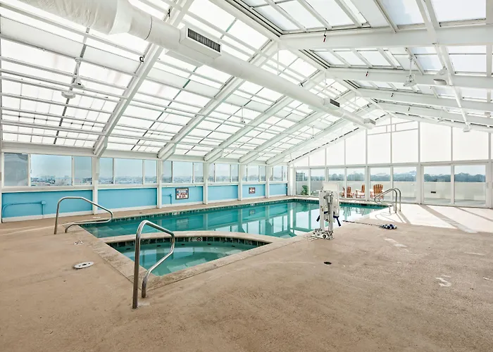 Ocean Sands Resort, Oceanfront, Virginia Beach By Vacatia